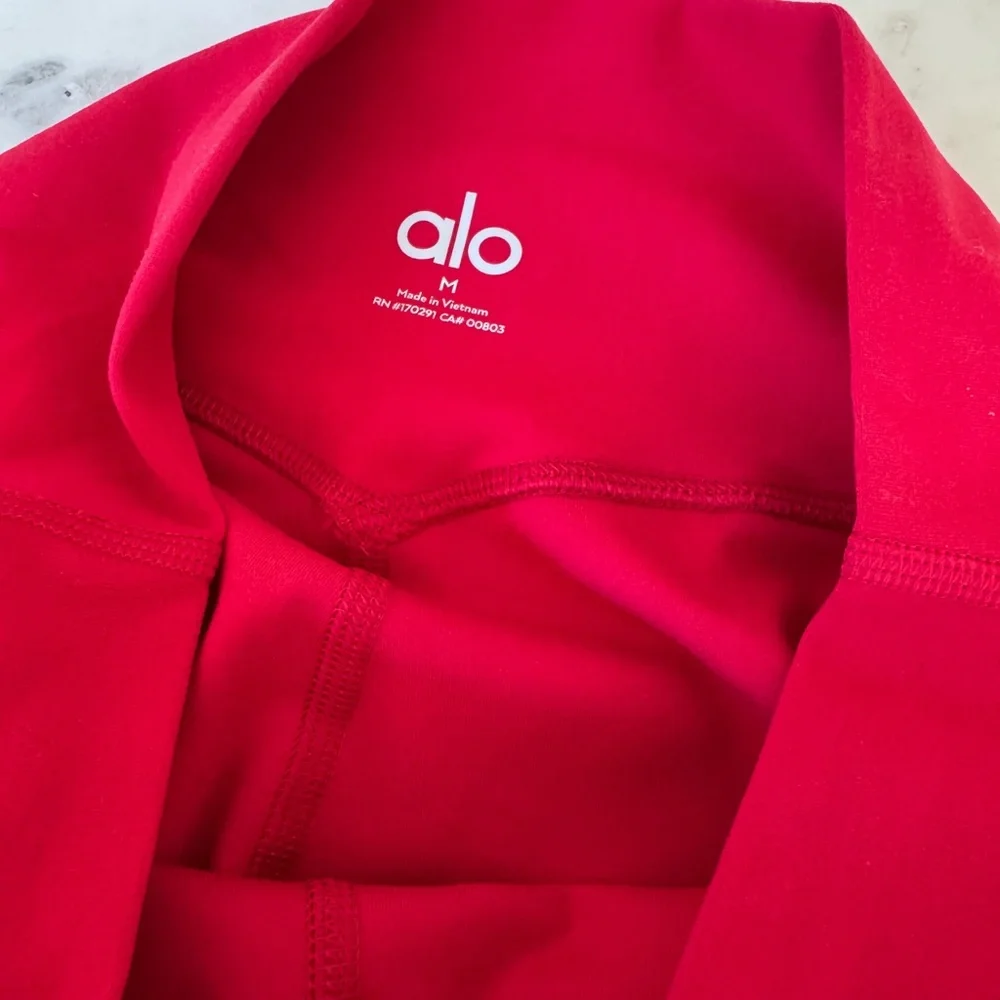 NWT ALO Alosoft High-Waist 7/8 Highlight Leggings, Size M, in Bold Red